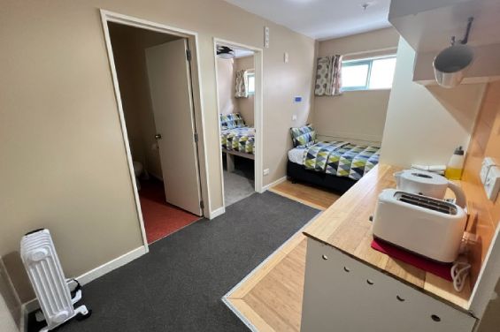 1 Bedroom Unit kitchenette